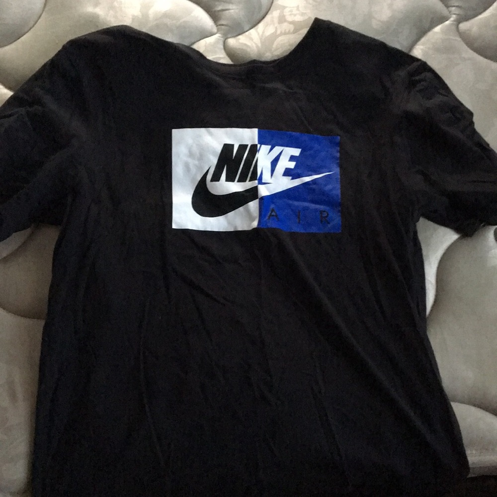 Nike T Shirt